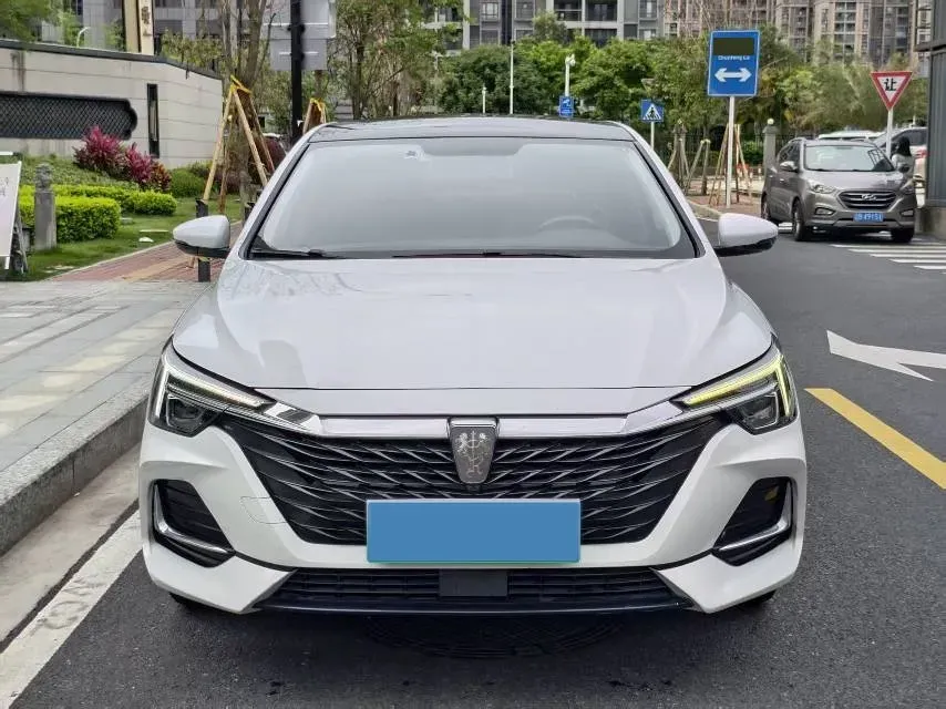 2022 JMC YuHu 7 2.0T 141HP L4 8AT,autocango,china used car exporter,china ev exporter,chinese used car exporter,chinese used ev exporter