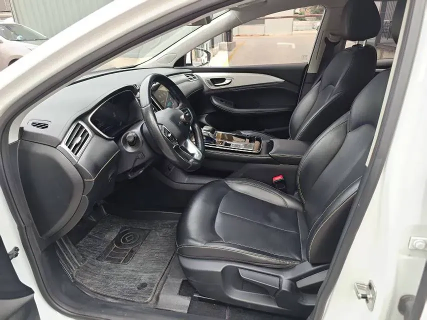 2022 JMC YuHu 7 2.0T 141HP L4 8AT,autocango,china used car exporter,china ev exporter,chinese used car exporter,chinese used ev exporter