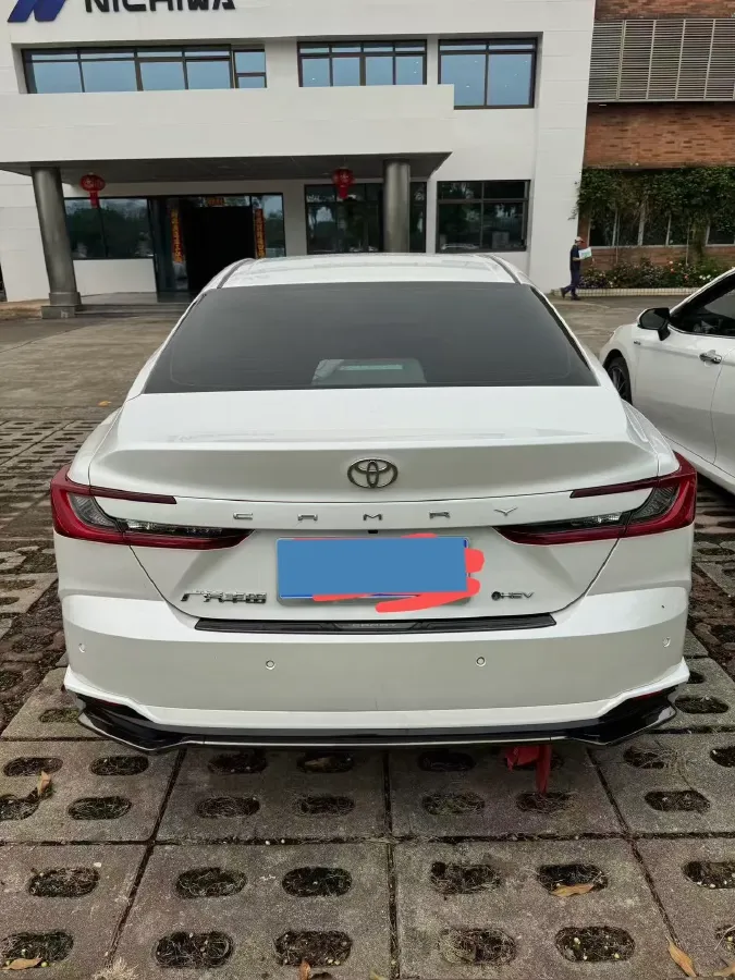 2024 Toyota Camry 2.0L 152HP L4 E-CVT Hybrid,autocango,china used car exporter,china ev exporter,chinese used car exporter,chinese used ev exporter