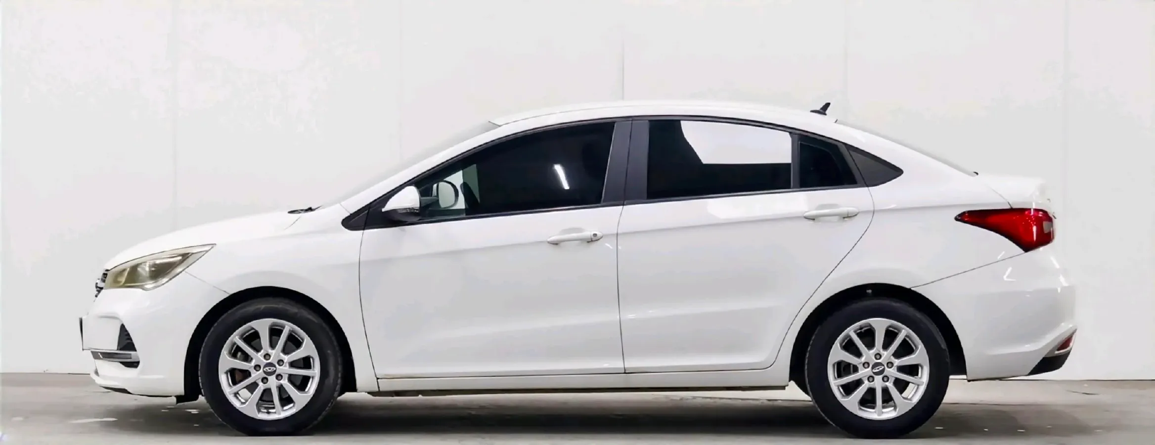 2019 Chery Arrizo 5 1.5L 116HP L4 CVT,autocango,china used car exporter,china ev exporter,chinese used car exporter,chinese used ev exporter