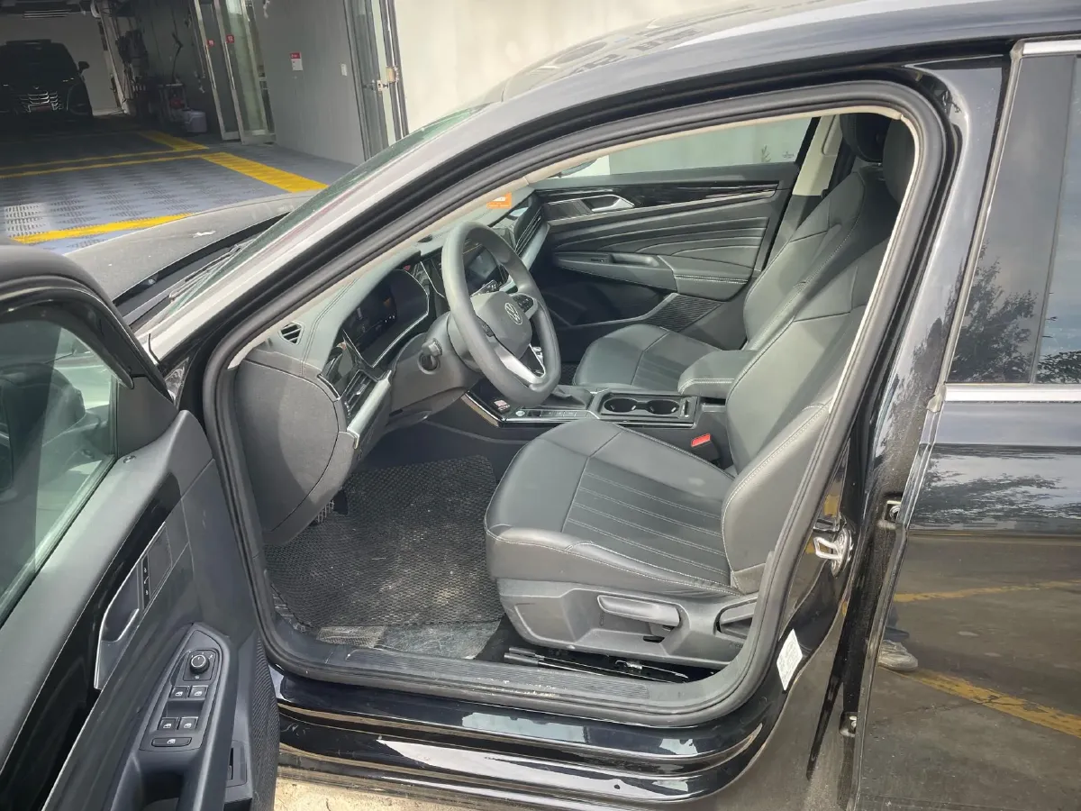 2025 Volkswagen Passat 1.4T 150HP L4 7DCT,autocango,china used car exporter,china ev exporter,chinese used car exporter,chinese used ev exporter