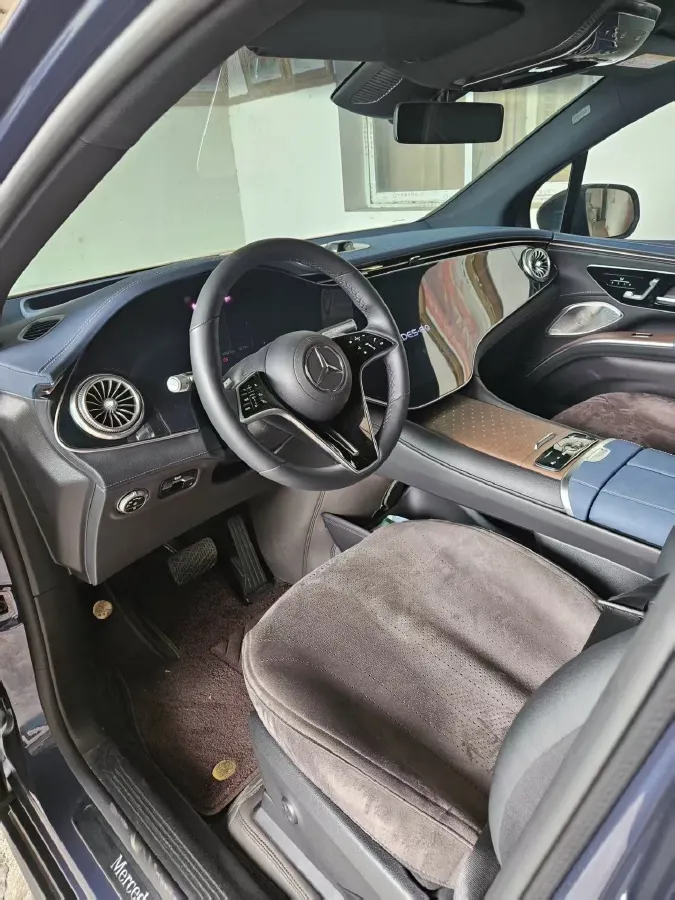 2023 Mercedes-Benz EQS SUV BEV 111.8KWH,autocango,china used car exporter,china ev exporter,chinese used car exporter,chinese used ev exporter