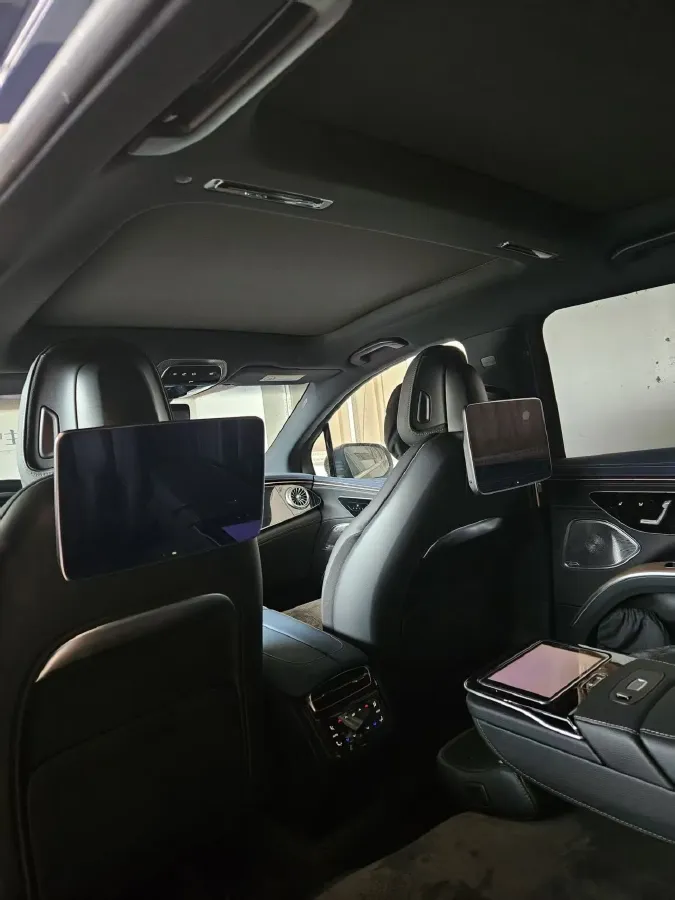 2023 Mercedes-Benz EQS SUV BEV 111.8KWH,autocango,china used car exporter,china ev exporter,chinese used car exporter,chinese used ev exporter