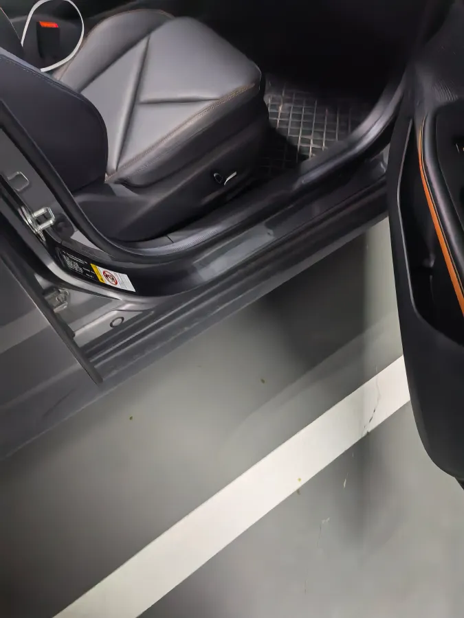 2022 ChangAn UNI-V 1.5T 188HP L4 7DCT,autocango,china used car exporter,china ev exporter,chinese used car exporter,chinese used ev exporter