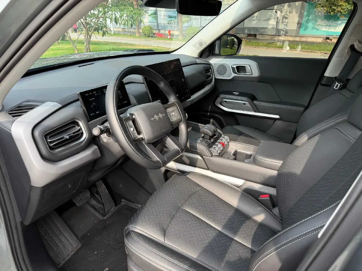 2025 FangChengBao Tai 3 BEV,autocango,china used car exporter,china ev exporter,chinese used car exporter,chinese used ev exporter