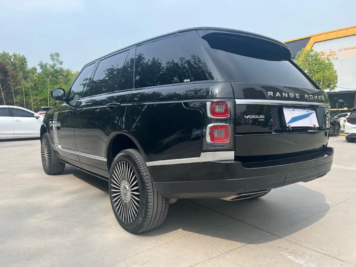 2020 Land Rover Range Rover 3.0T 400HP L6 8AT,autocango,china used car exporter,china ev exporter,chinese used car exporter,chinese used ev exporter