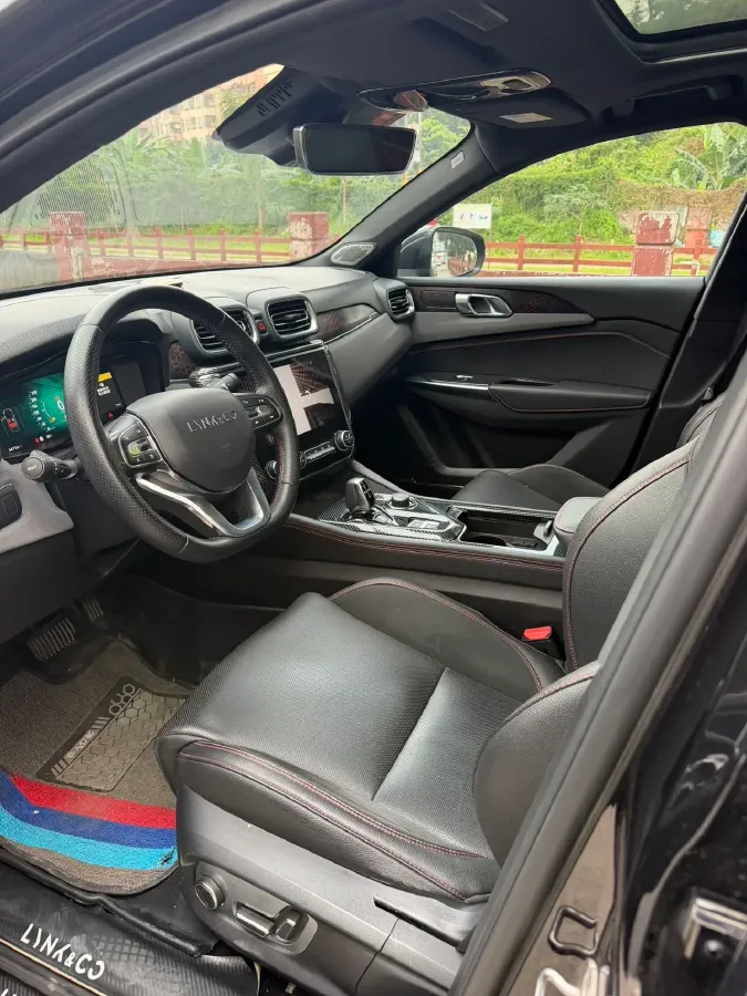 2019 LYNK&CO 01 2.0T 190HP L4 6AT,autocango,china used car exporter,china ev exporter,chinese used car exporter,chinese used ev exporter