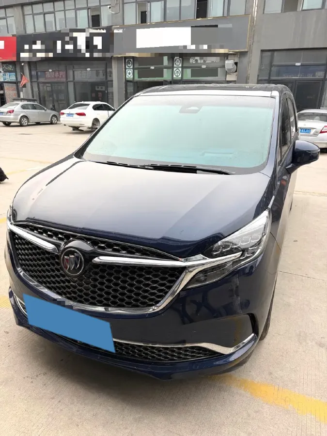 2022 Buick GL8 2.0T 237HP L4 9AT,autocango,china used car exporter,china ev exporter,chinese used car exporter,chinese used ev exporter