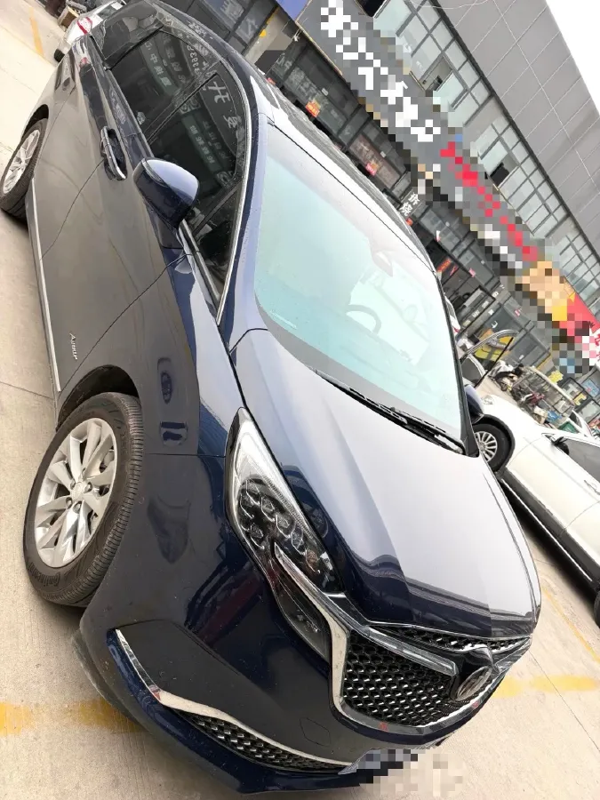 2022 Buick GL8 2.0T 237HP L4 9AT,autocango,china used car exporter,china ev exporter,chinese used car exporter,chinese used ev exporter