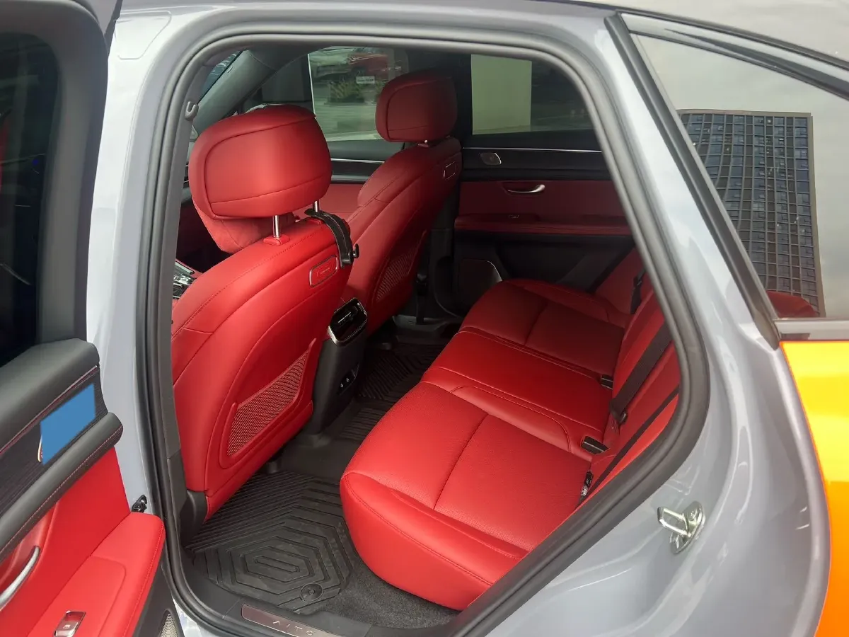 2024 HIMA AITO M5 1.5T 152HP L4 REEV 42KWH,autocango,china used car exporter,china ev exporter,chinese used car exporter,chinese used ev exporter