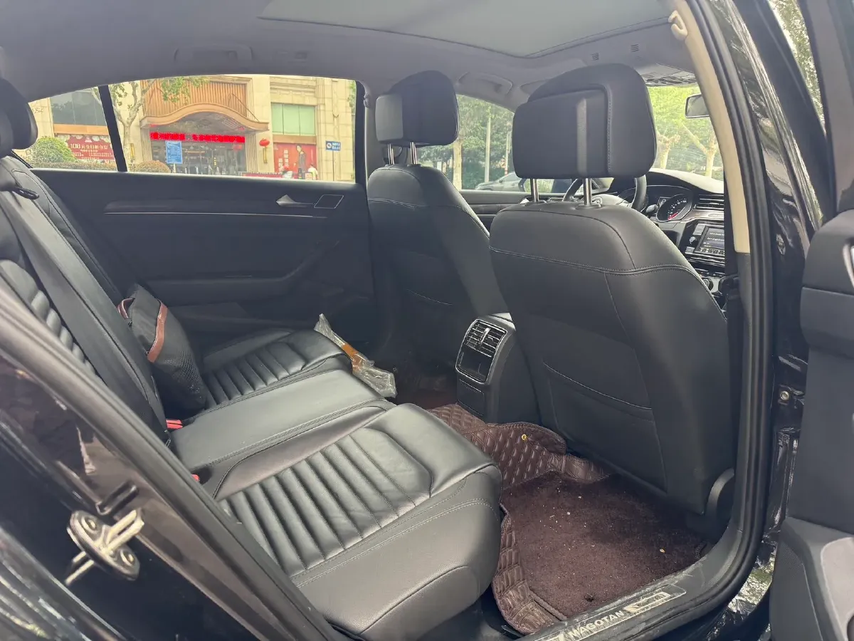 2019 Chevrolet Malibu XL 2.0T 241HP L4 9AT,autocango,china used car exporter,china ev exporter,chinese used car exporter,chinese used ev exporter