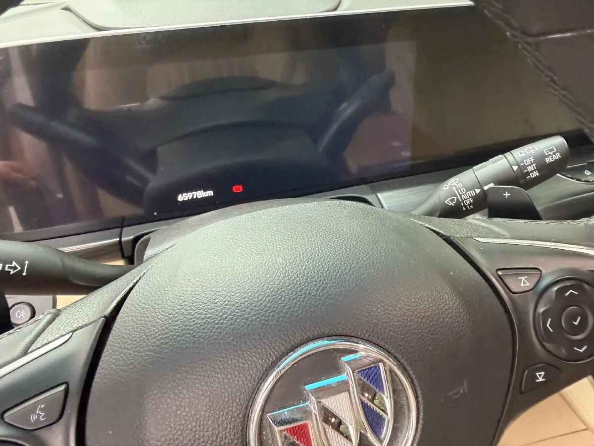 2022 Buick GL8 2.0T 237HP L4 9AT,autocango,china used car exporter,china ev exporter,chinese used car exporter,chinese used ev exporter