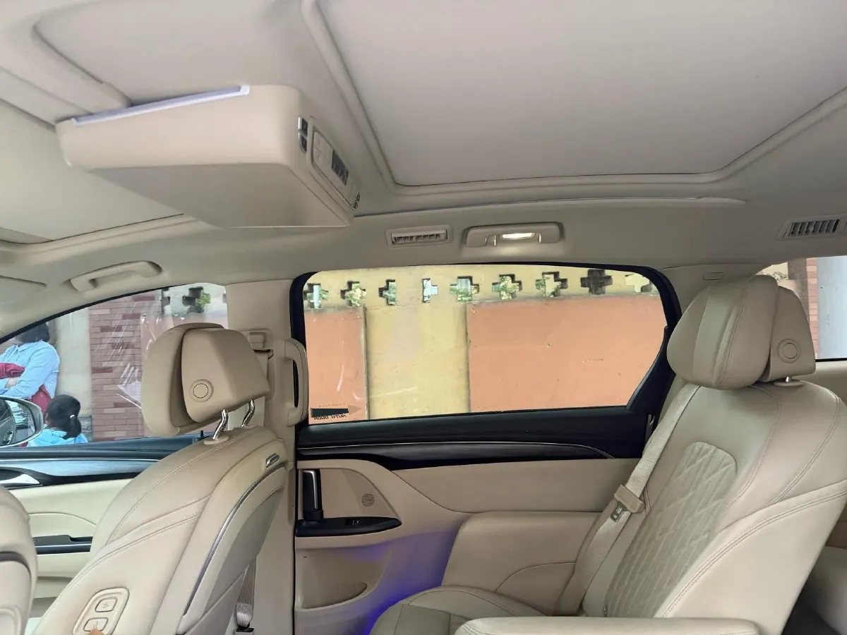 2022 Buick GL8 2.0T 237HP L4 9AT,autocango,china used car exporter,china ev exporter,chinese used car exporter,chinese used ev exporter