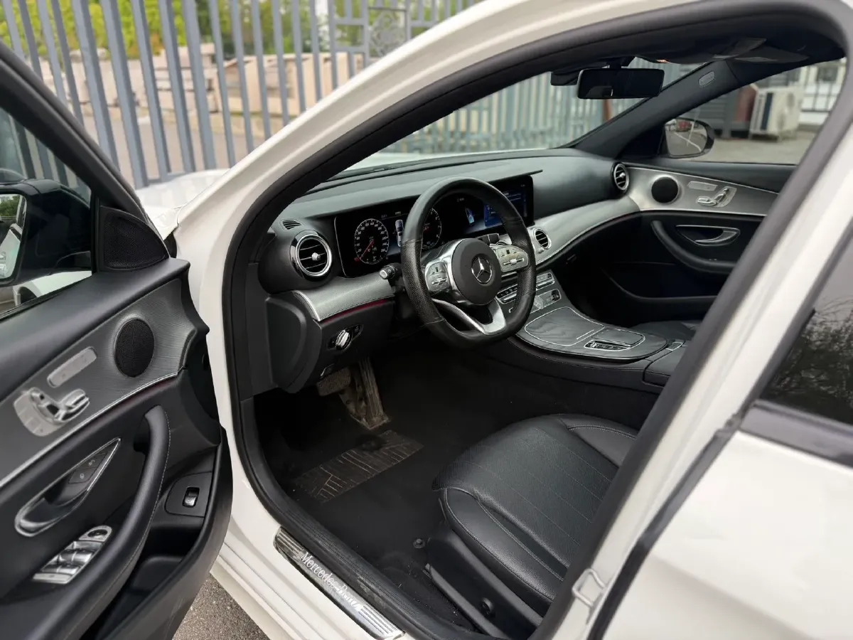 2019 Mercedes-Benz E Class 1.5T 184HP L4 9AT,autocango,china used car exporter,china ev exporter,chinese used car exporter,chinese used ev exporter