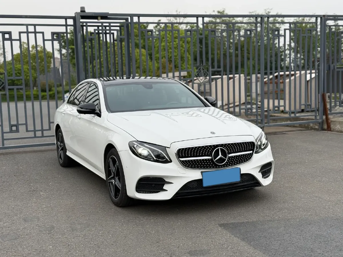 2019 Mercedes-Benz E Class 1.5T 184HP L4 9AT,autocango,china used car exporter,china ev exporter,chinese used car exporter,chinese used ev exporter