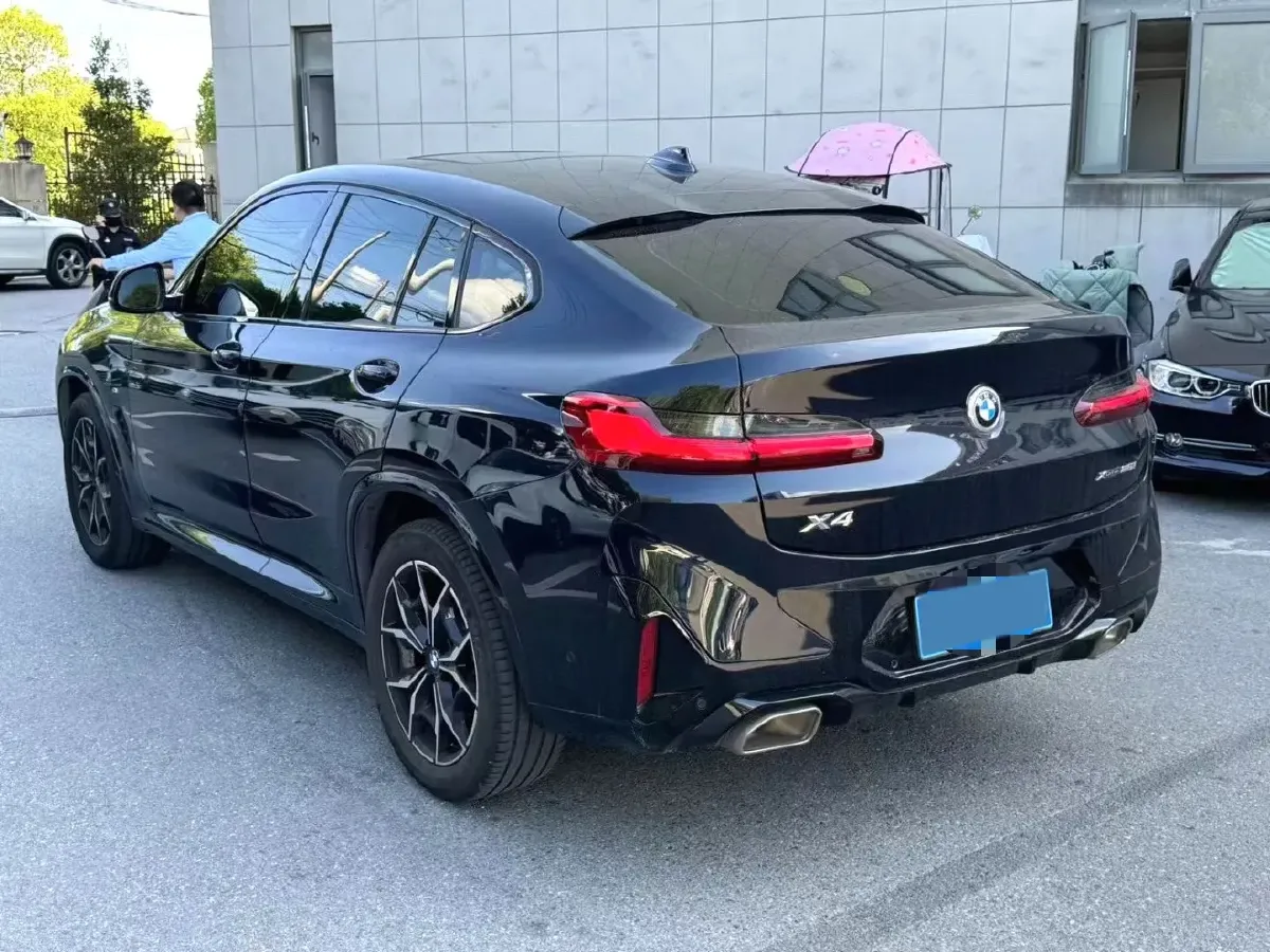 2022 BMW X4 2.0T 245HP L4 8AT,autocango,china used car exporter,china ev exporter,chinese used car exporter,chinese used ev exporter