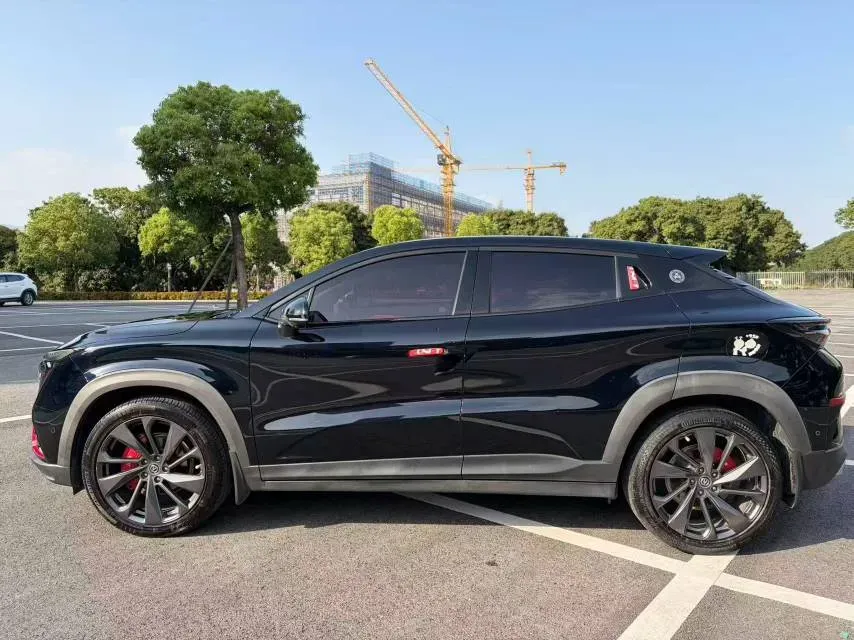 2020 ChangAn UNI-T 1.5T 180HP L4 7DCT,autocango,china used car exporter,china ev exporter,chinese used car exporter,chinese used ev exporter