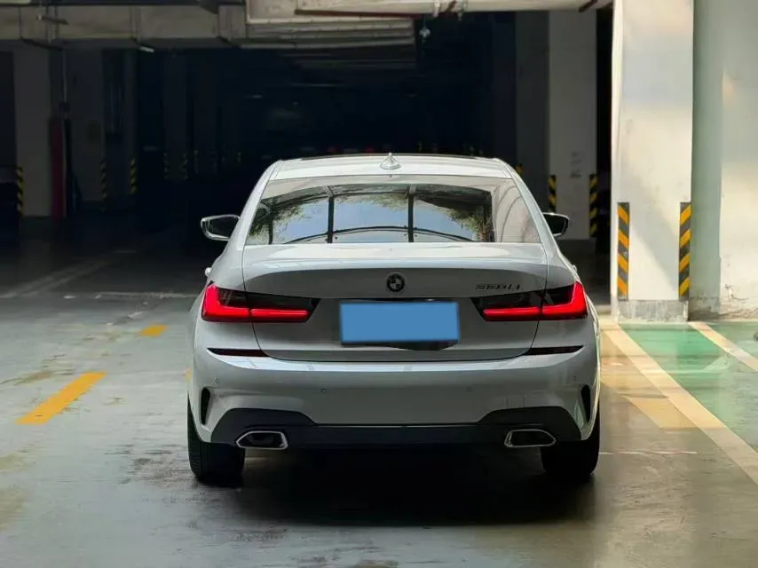 2021 BMW 3 Series 2.0T 156HP L4 8AT,autocango,china used car exporter,china ev exporter,chinese used car exporter,chinese used ev exporter