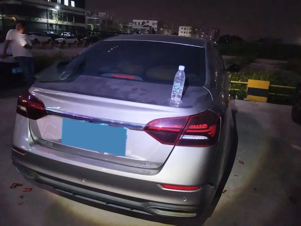 2021 BaoJun 530 1.5T 147HP L4 CVT,autocango,china used car exporter,china ev exporter,chinese used car exporter,chinese used ev exporter