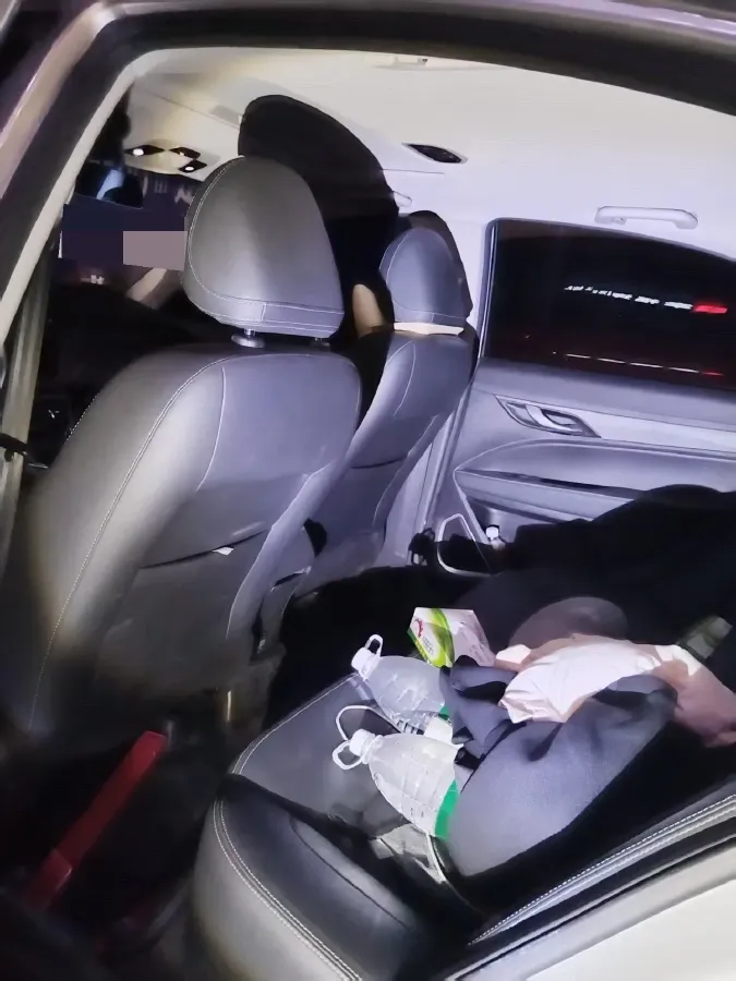 2021 BaoJun 530 1.5T 147HP L4 CVT,autocango,china used car exporter,china ev exporter,chinese used car exporter,chinese used ev exporter