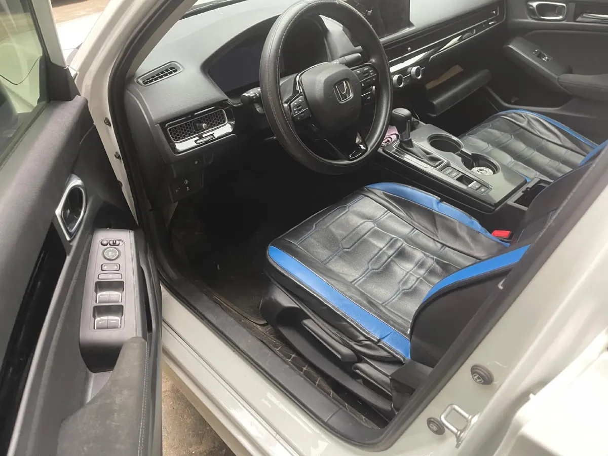 2023 Honda Civic 1.5T 182HP L4 CVT,autocango,china used car exporter,china ev exporter,chinese used car exporter,chinese used ev exporter