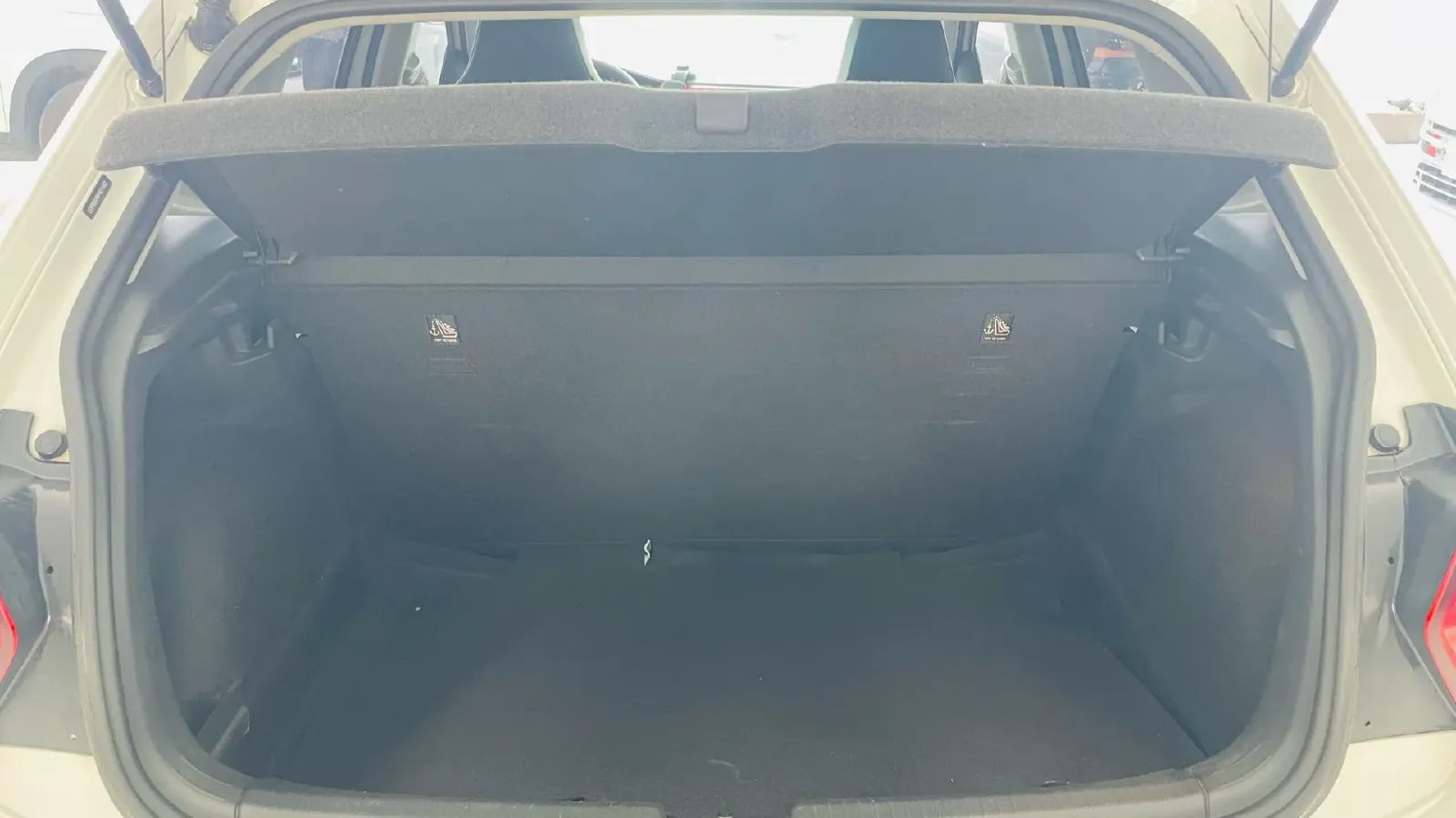 2023 Volkswagen Polo 1.5L 110HP L4 6AT,autocango,china used car exporter,china ev exporter,chinese used car exporter,chinese used ev exporter