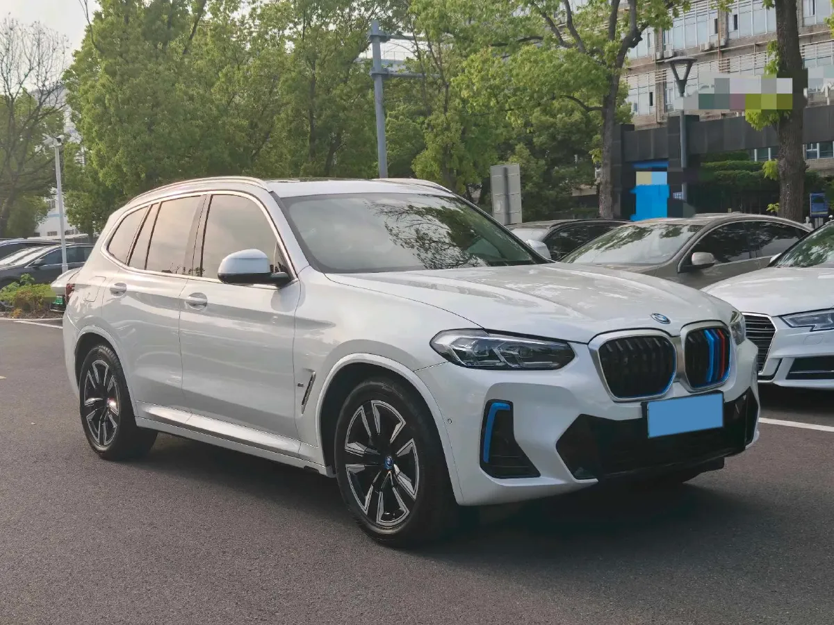 2022 BMW iX3 BEV 80KWH,autocango,china used car exporter,china ev exporter,chinese used car exporter,chinese used ev exporter