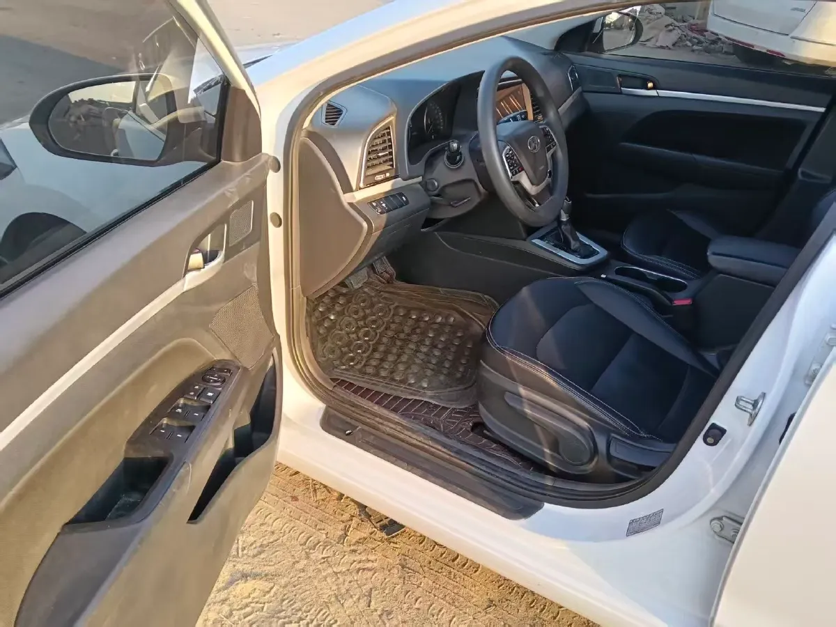 2016 Hyundai Elantra 1.6L 130HP L4 6AT,autocango,china used car exporter,china ev exporter,chinese used car exporter,chinese used ev exporter