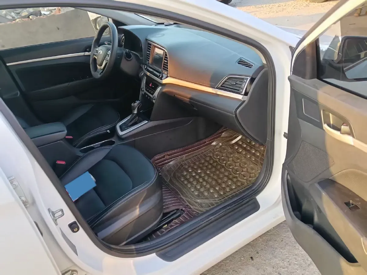 2016 Hyundai Elantra 1.6L 130HP L4 6AT,autocango,china used car exporter,china ev exporter,chinese used car exporter,chinese used ev exporter