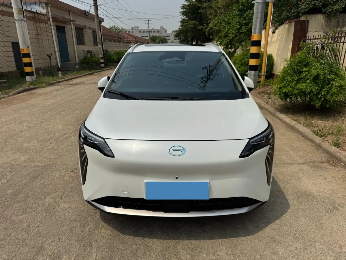2024 Leapmotor C11 1.5L 95HP L4 REEV 43.74KWH,autocango,china used car exporter,china ev exporter,chinese used car exporter,chinese used ev exporter