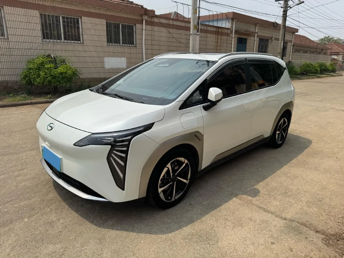 2024 Leapmotor C11 1.5L 95HP L4 REEV 43.74KWH,autocango,china used car exporter,china ev exporter,chinese used car exporter,chinese used ev exporter