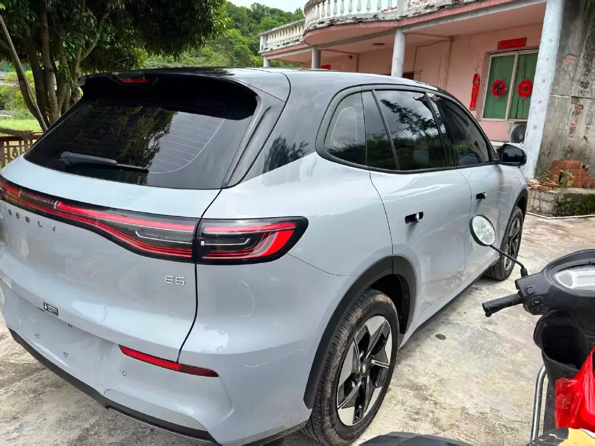 2024 YuanChen Super Van BEV 51KWH,autocango,china used car exporter,china ev exporter,chinese used car exporter,chinese used ev exporter