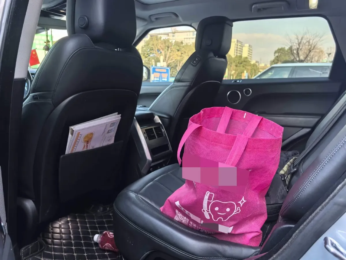 2021 Land Rover Range Rover Sport 2.0T 300HP L4 8AT PHEV 13.1KWH,autocango,china used car exporter,china ev exporter,chinese used car exporter,chinese used ev exporter