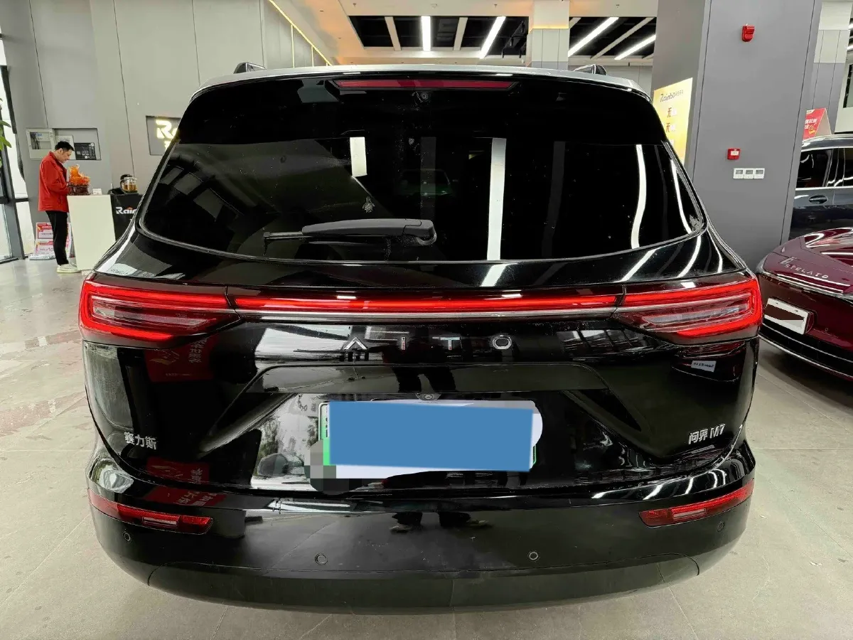 2024 AITO AITO M7 1.5T 152HP L4 REEV 42KWH,autocango,china used car exporter,china ev exporter,chinese used car exporter,chinese used ev exporter