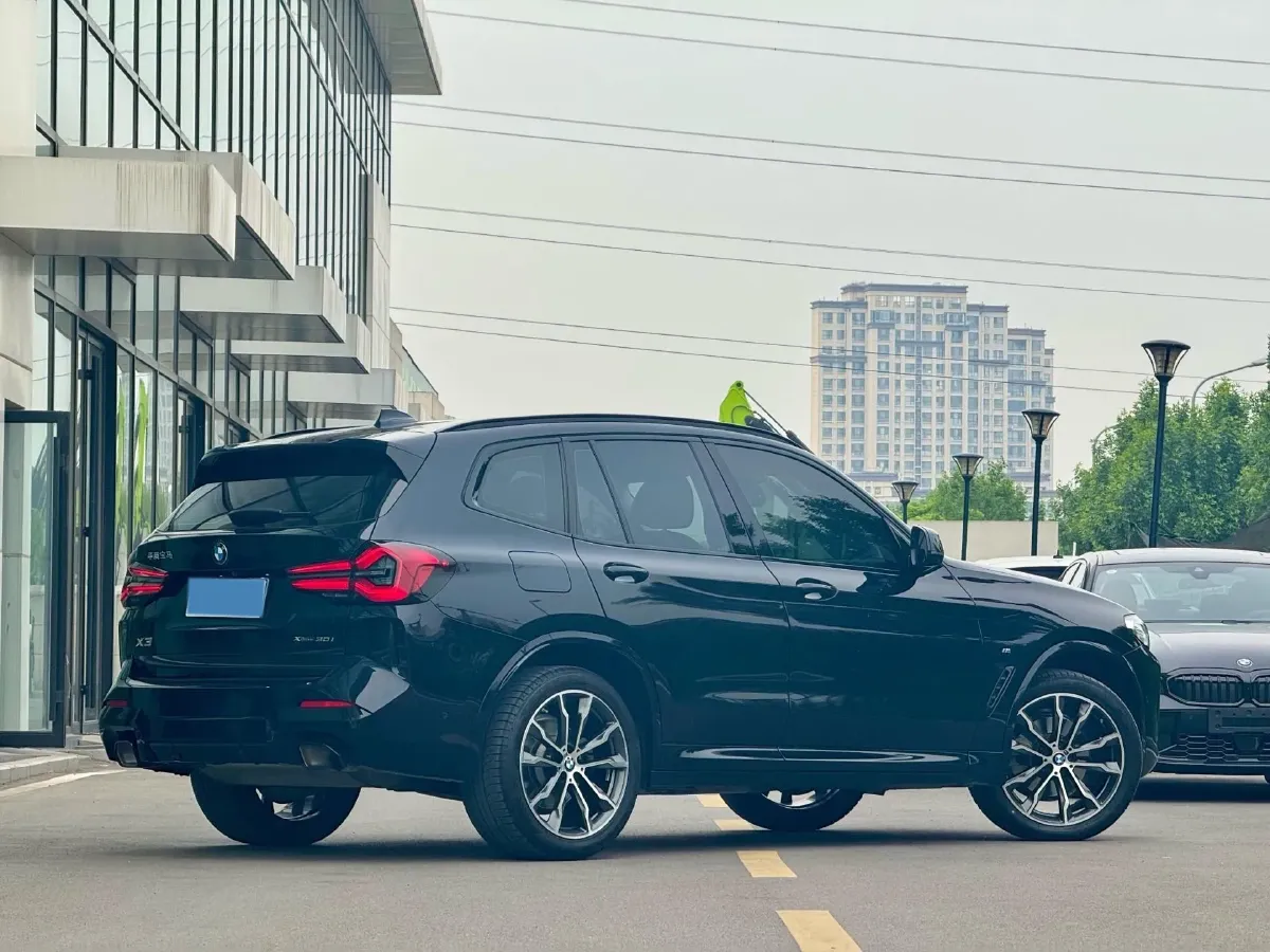 2023 BMW X3 2.0T 245HP L4 8AT,autocango,china used car exporter,china ev exporter,chinese used car exporter,chinese used ev exporter