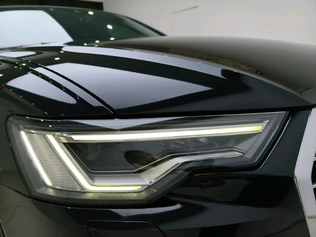 2020 Audi A6L 2.0T 224HP L4 7DCT,autocango,china used car exporter,china ev exporter,chinese used car exporter,chinese used ev exporter