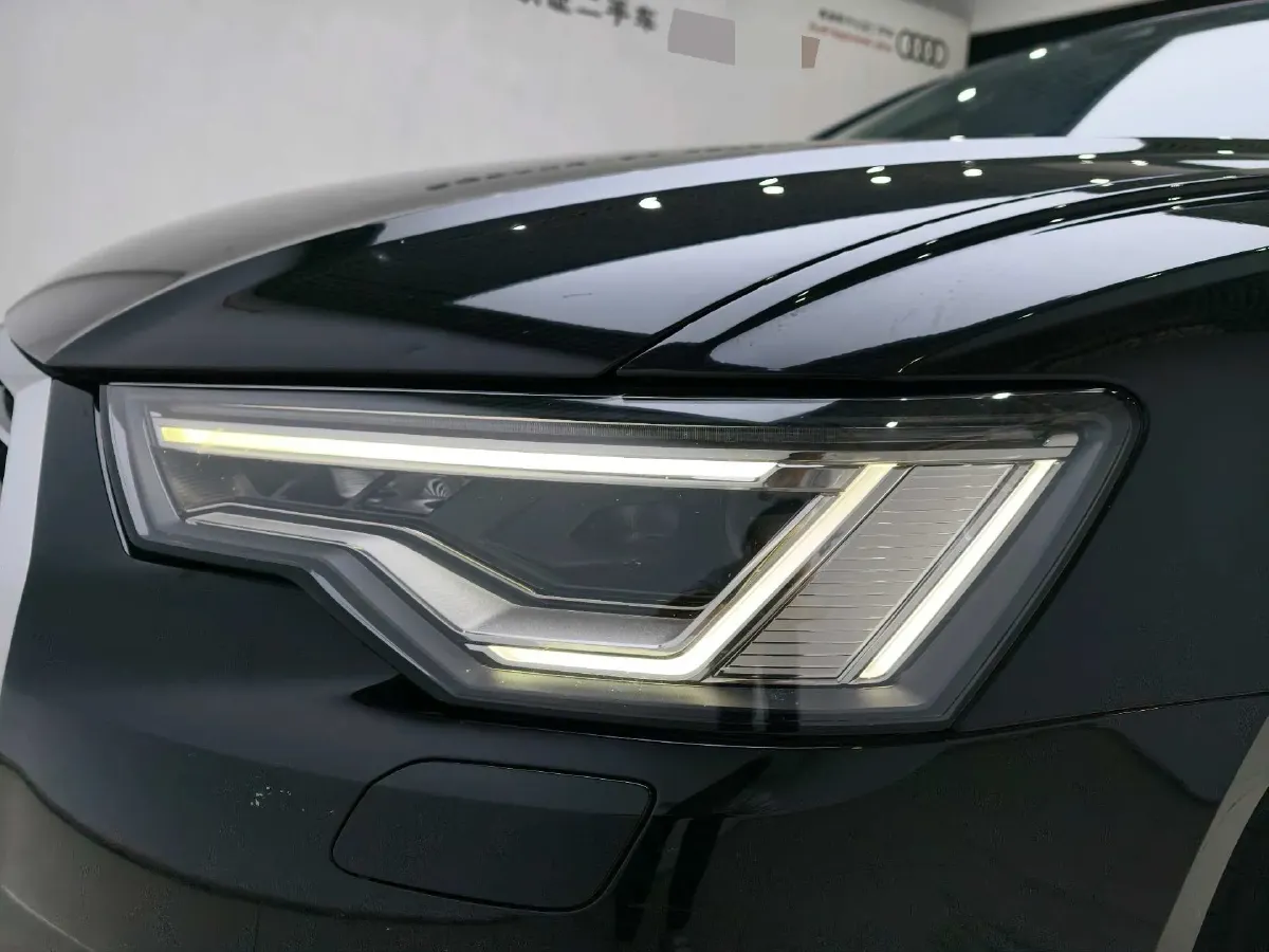 2020 Audi A6L 2.0T 224HP L4 7DCT,autocango,china used car exporter,china ev exporter,chinese used car exporter,chinese used ev exporter