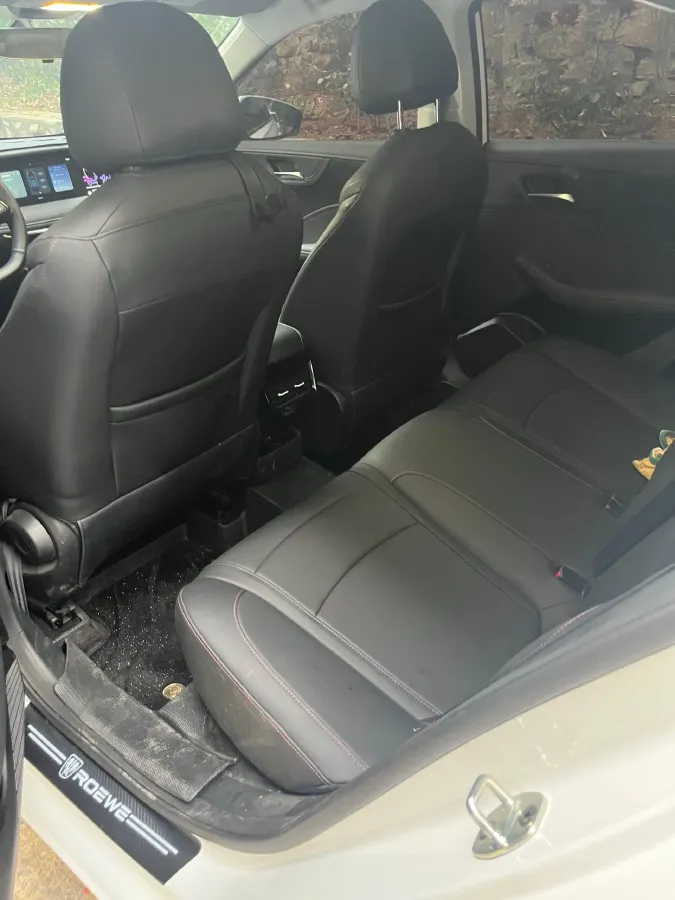 2023 Roewe i5 1.5L 129HP L4 CVT,autocango,china used car exporter,china ev exporter,chinese used car exporter,chinese used ev exporter