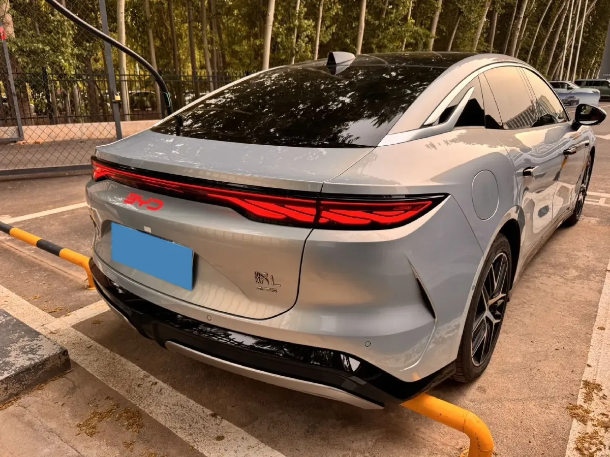 2025 BYD HanL BEV,autocango,china used car exporter,china ev exporter,chinese used car exporter,chinese used ev exporter