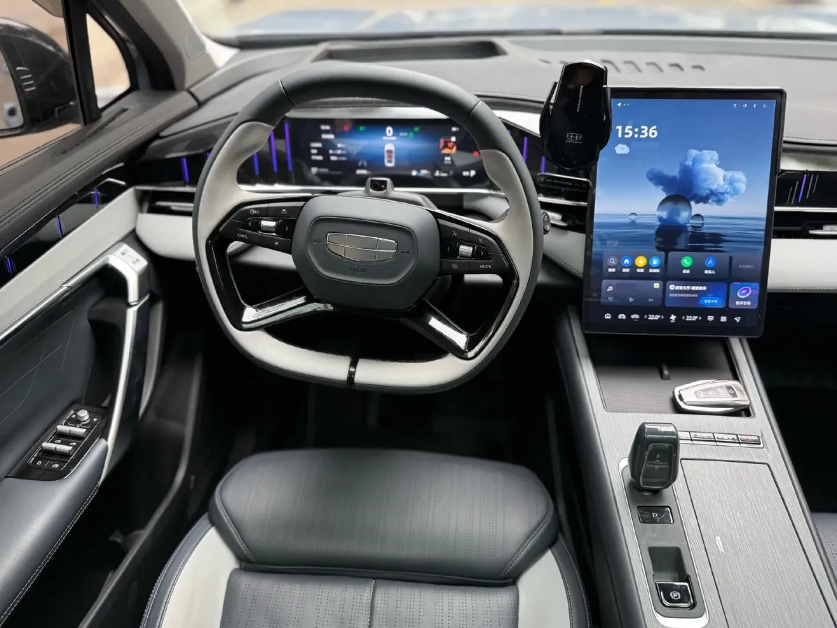 2024 Geely StarRay 1.5T 181HP L4 7DCT,autocango,china used car exporter,china ev exporter,chinese used car exporter,chinese used ev exporter