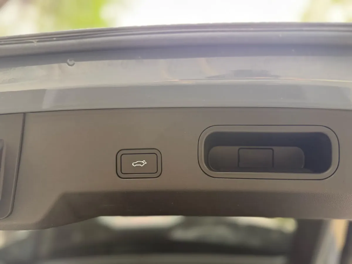 2024 Geely StarRay 1.5T 181HP L4 7DCT,autocango,china used car exporter,china ev exporter,chinese used car exporter,chinese used ev exporter