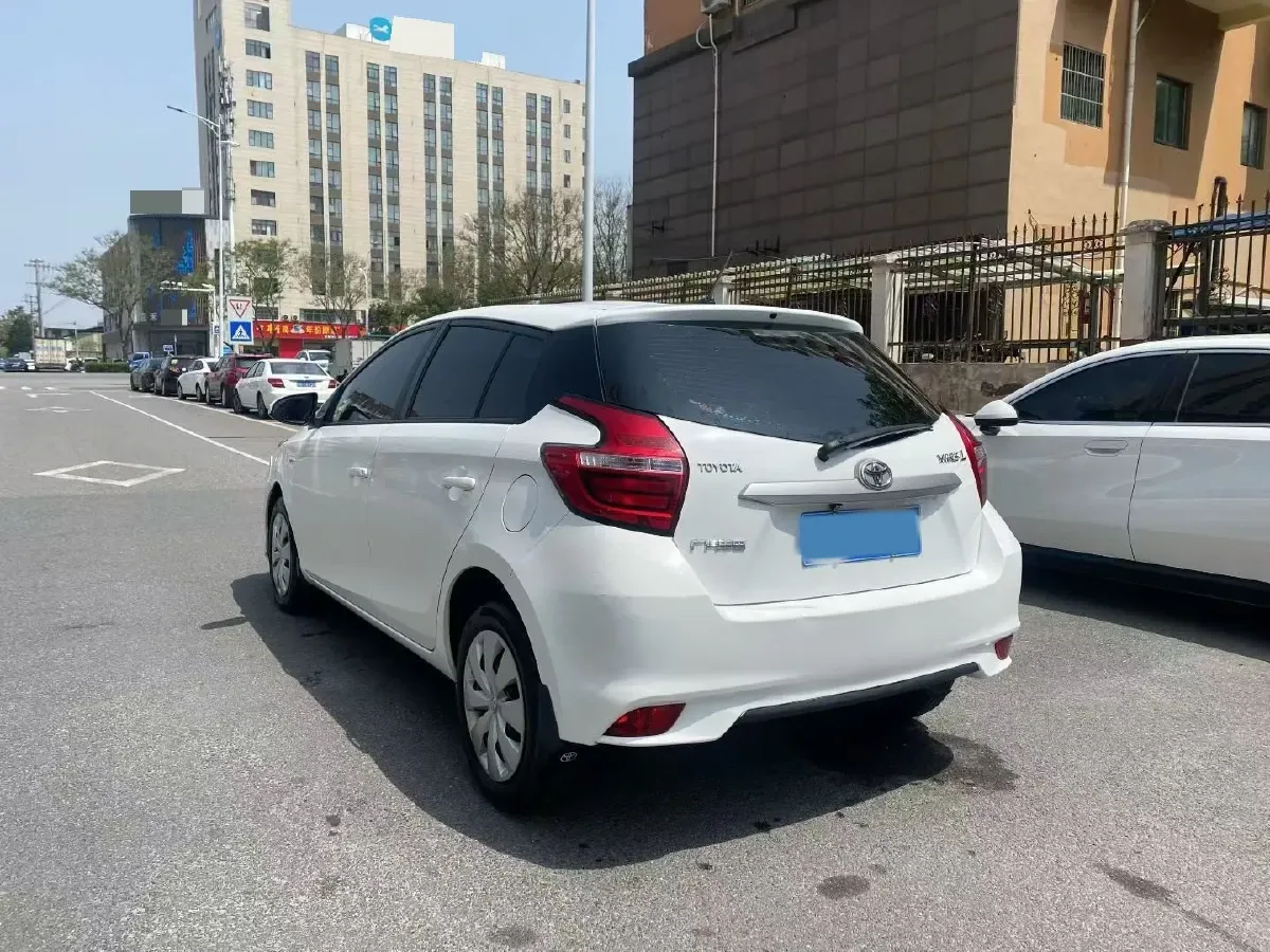 2017 Toyota Yaris L 1.5L 107HP L4 CVT,autocango,china used car exporter,china ev exporter,chinese used car exporter,chinese used ev exporter