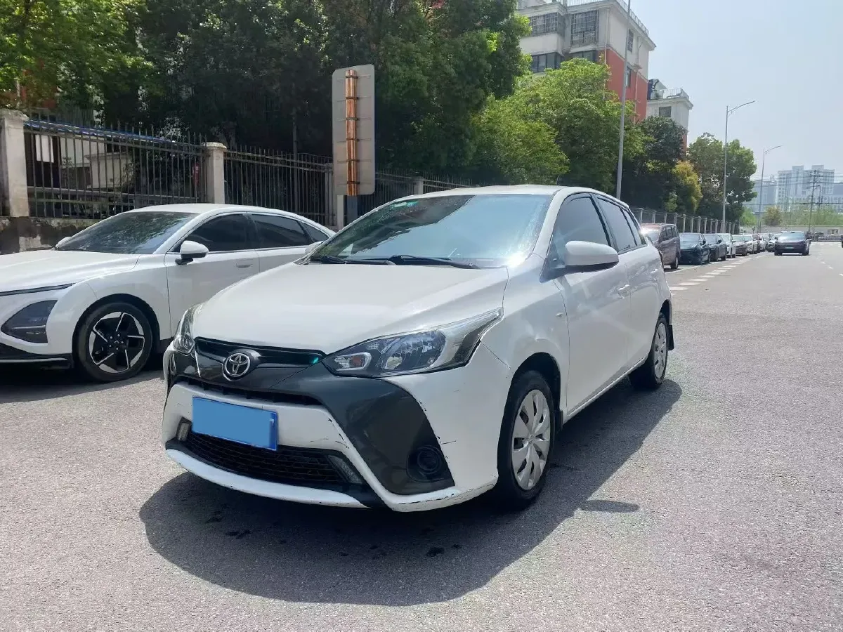 2017 Toyota Yaris L 1.5L 107HP L4 CVT,autocango,china used car exporter,china ev exporter,chinese used car exporter,chinese used ev exporter
