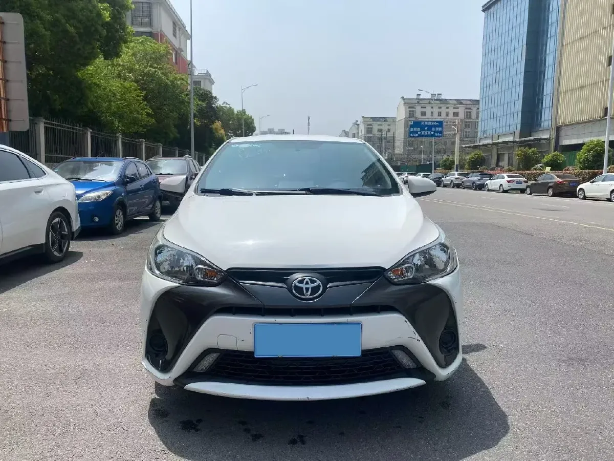 2017 Toyota Yaris L 1.5L 107HP L4 CVT,autocango,china used car exporter,china ev exporter,chinese used car exporter,chinese used ev exporter