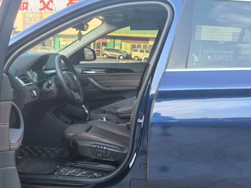 2020 BMW X1 2.0T 192HP L4 7DCT,autocango,china used car exporter,china ev exporter,chinese used car exporter,chinese used ev exporter