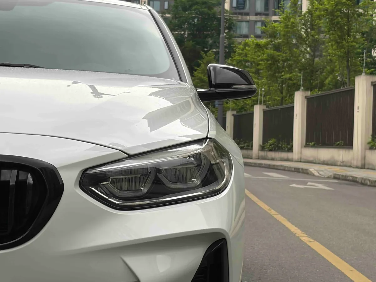 2023 BMW 1 Series 2.0T 178HP L4 7DCT,autocango,china used car exporter,china ev exporter,chinese used car exporter,chinese used ev exporter