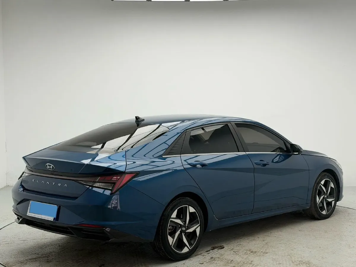 2022 Hyundai Elantra 1.5L 115HP L4 CVT,autocango,china used car exporter,china ev exporter,chinese used car exporter,chinese used ev exporter