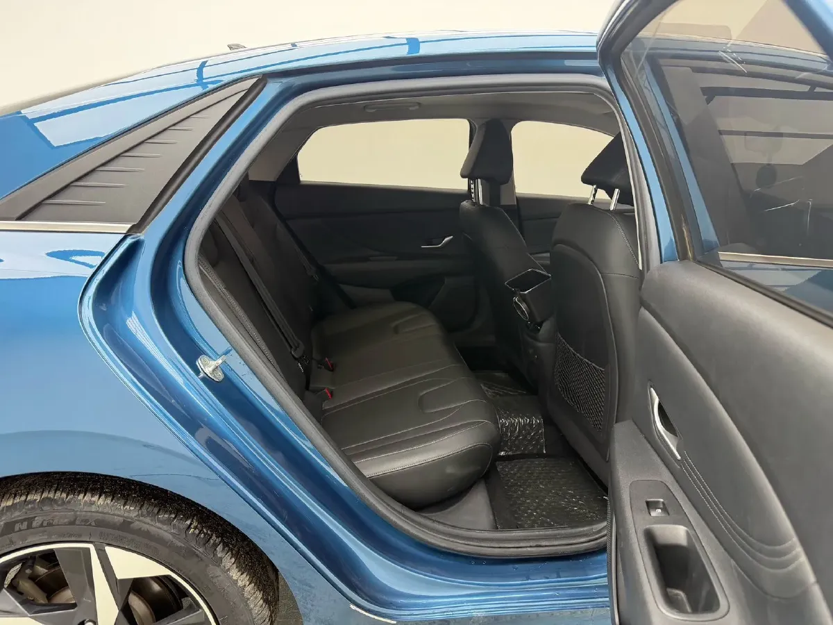 2022 Hyundai Elantra 1.5L 115HP L4 CVT,autocango,china used car exporter,china ev exporter,chinese used car exporter,chinese used ev exporter