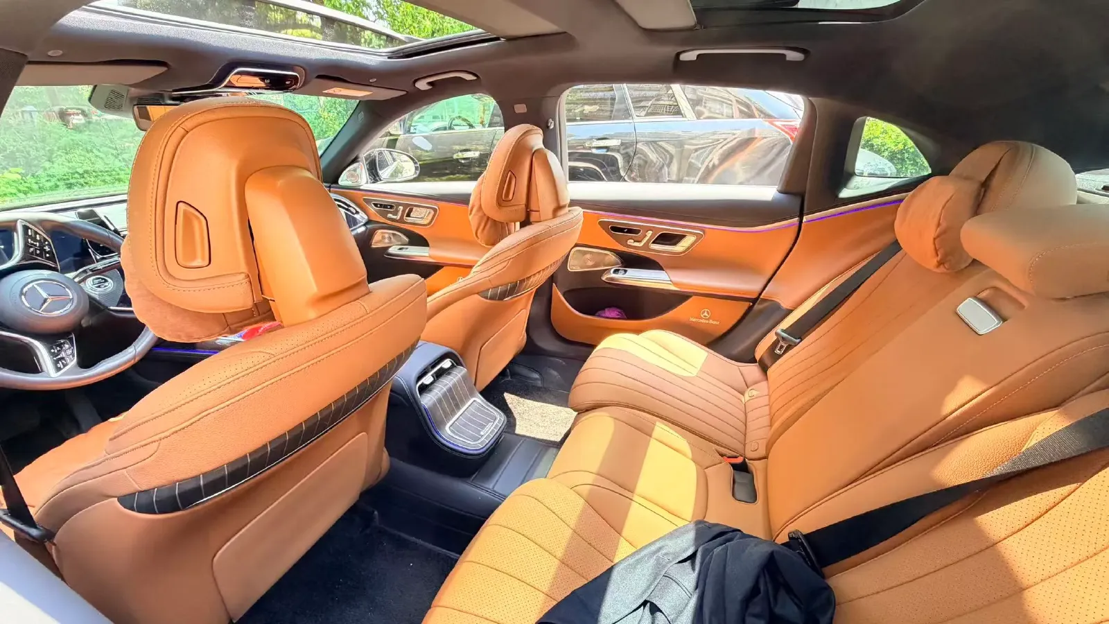 2024 Mercedes-Benz E Class 2.0T 258HP L4 9AT,autocango,china used car exporter,china ev exporter,chinese used car exporter,chinese used ev exporter