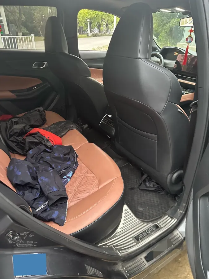 2023 ChangAn QiYuan Q05 Classic 1.5L 110HP L4 E-CVT PHEV 18.99KWH,autocango,china used car exporter,china ev exporter,chinese used car exporter,chinese used ev exporter